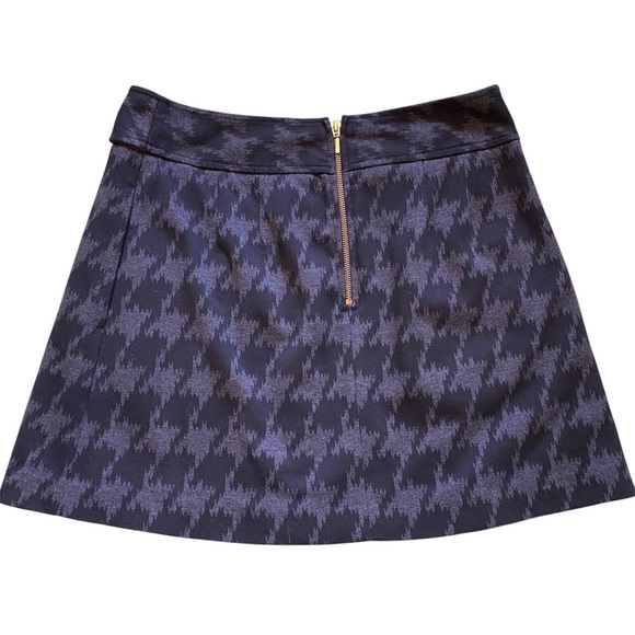 Express Design Studio Pleated Mini Skirt Black Grey Size 10 Button Accent - Picture 2 of 10